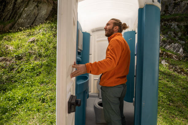 Best Portable bathroom rental  in Estero, FL